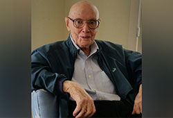 Photo of Father Francis X. Wallace ’44
